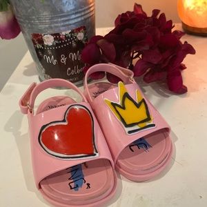 Mini Melissa Link Alice in Wonderland Sandals